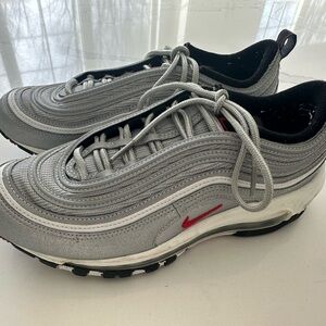 Nike women’s Air Max 97